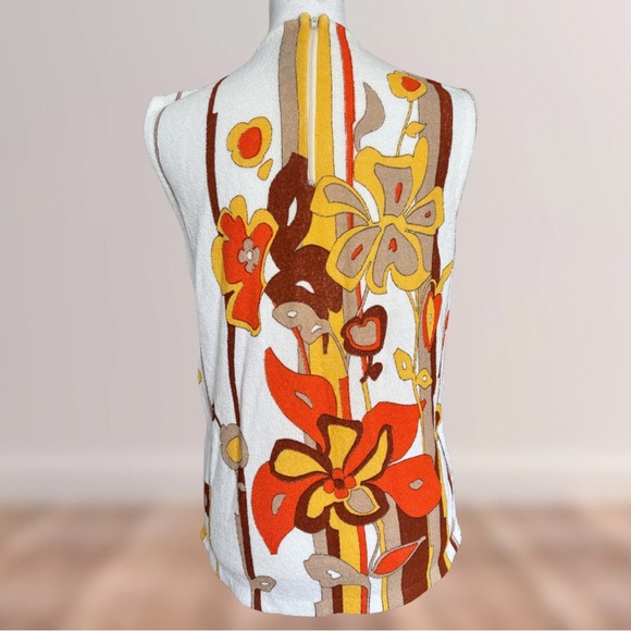 Vintage 60s or 70s Sugarbush Floral Mod Sleeveless Stretch Nylon Top - Picture 4 of 8